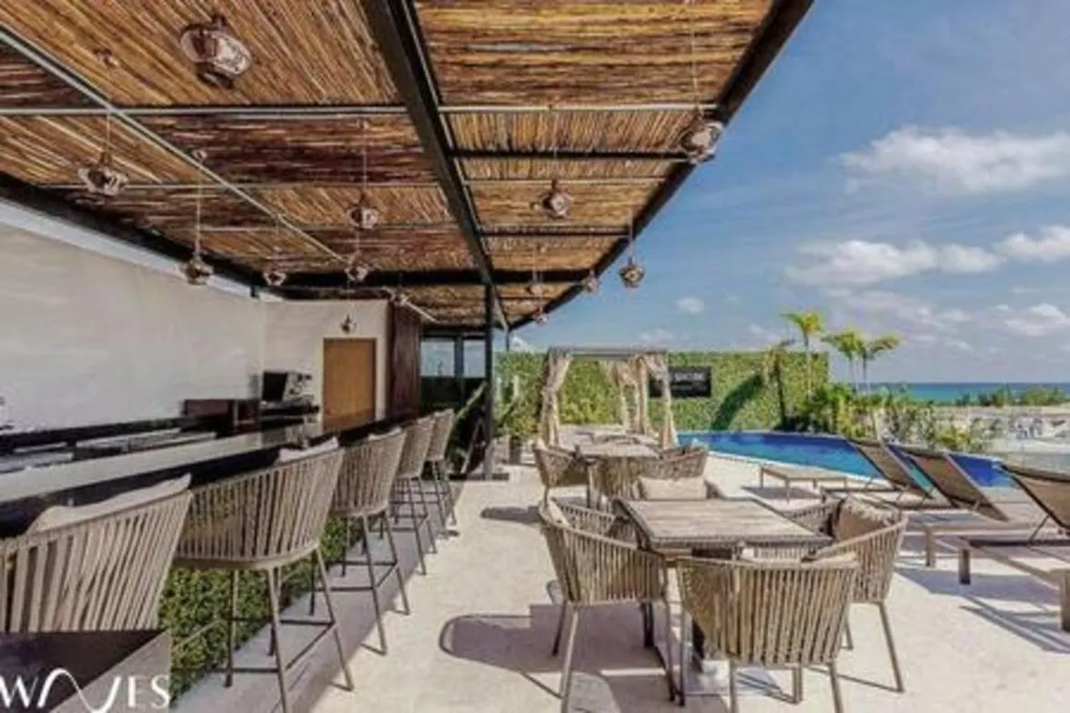 Luminous 1 Br. Steps Away From The Beach Playa del Carmen
